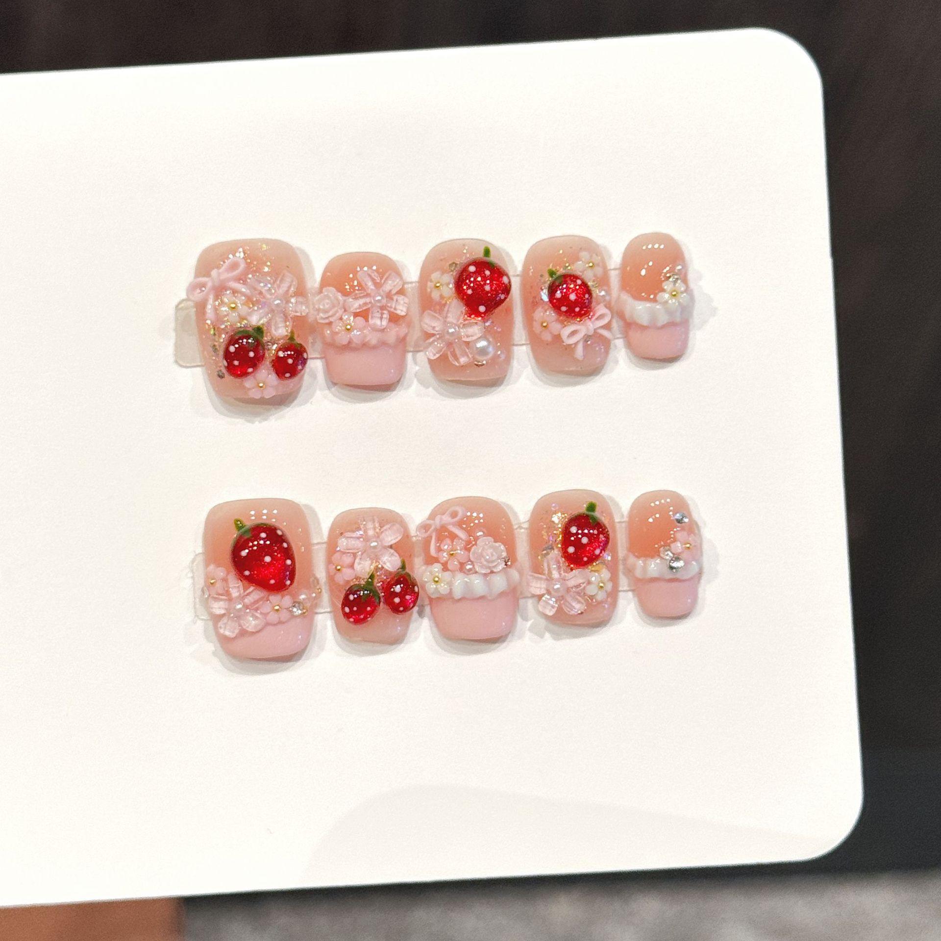 Nail Art Strawberry - 10pcs Cute Red Strawberry Press On