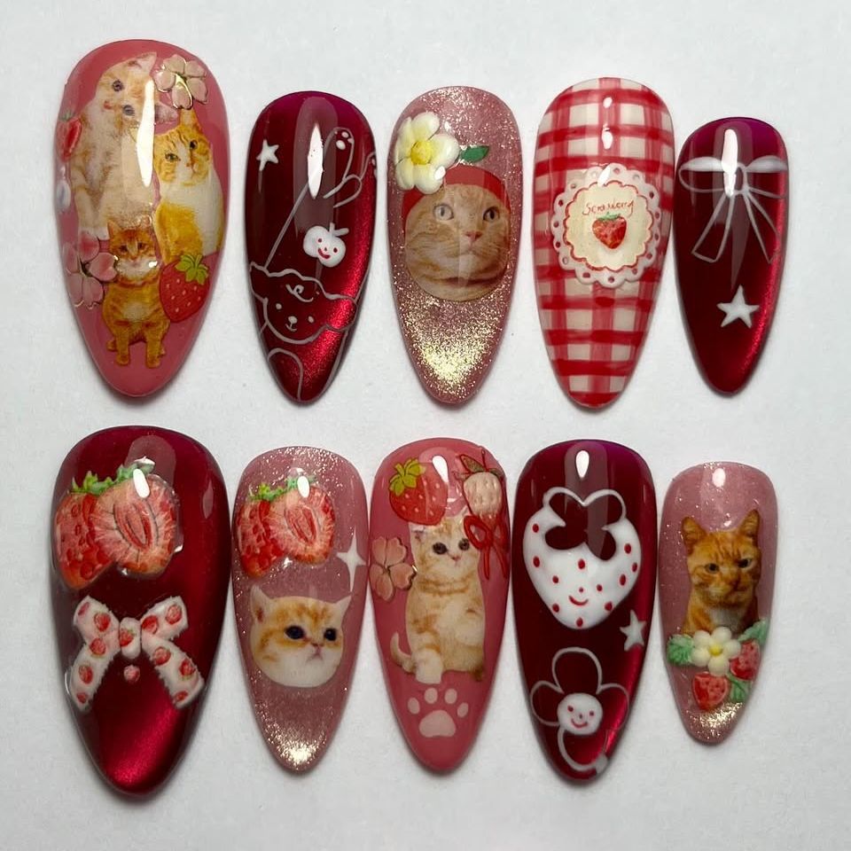 Nail Art Strawberry - 24pcs Strawberry Cat's Eye Press On
