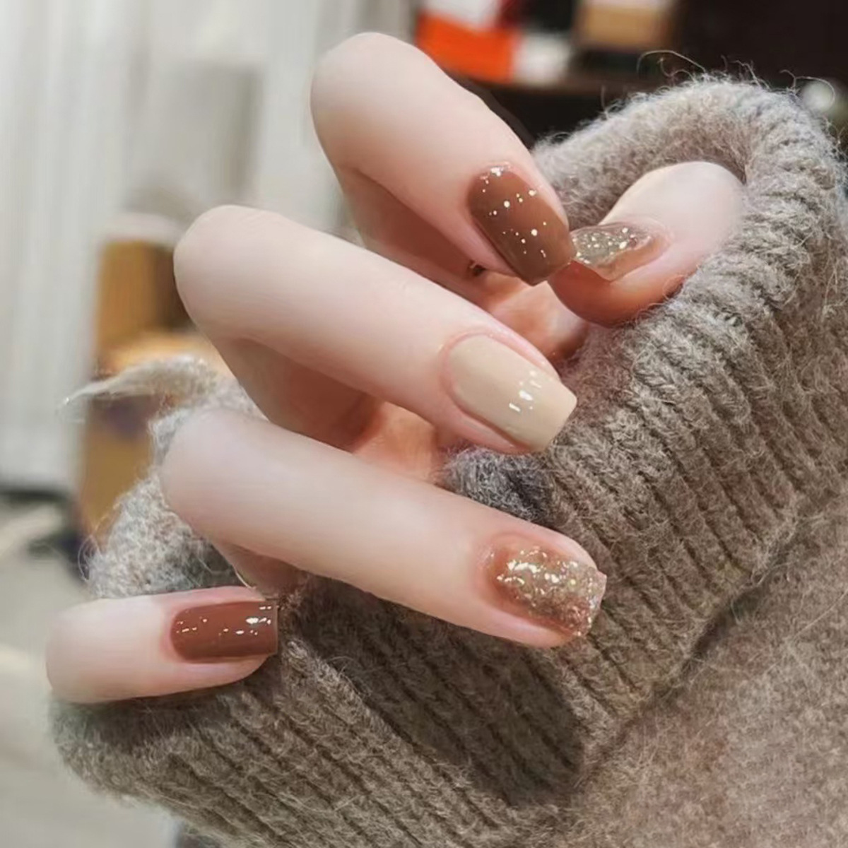 24Pcs Caramel Brown Ombre Glit - огляд і ціна Nail Art Simple Elegant