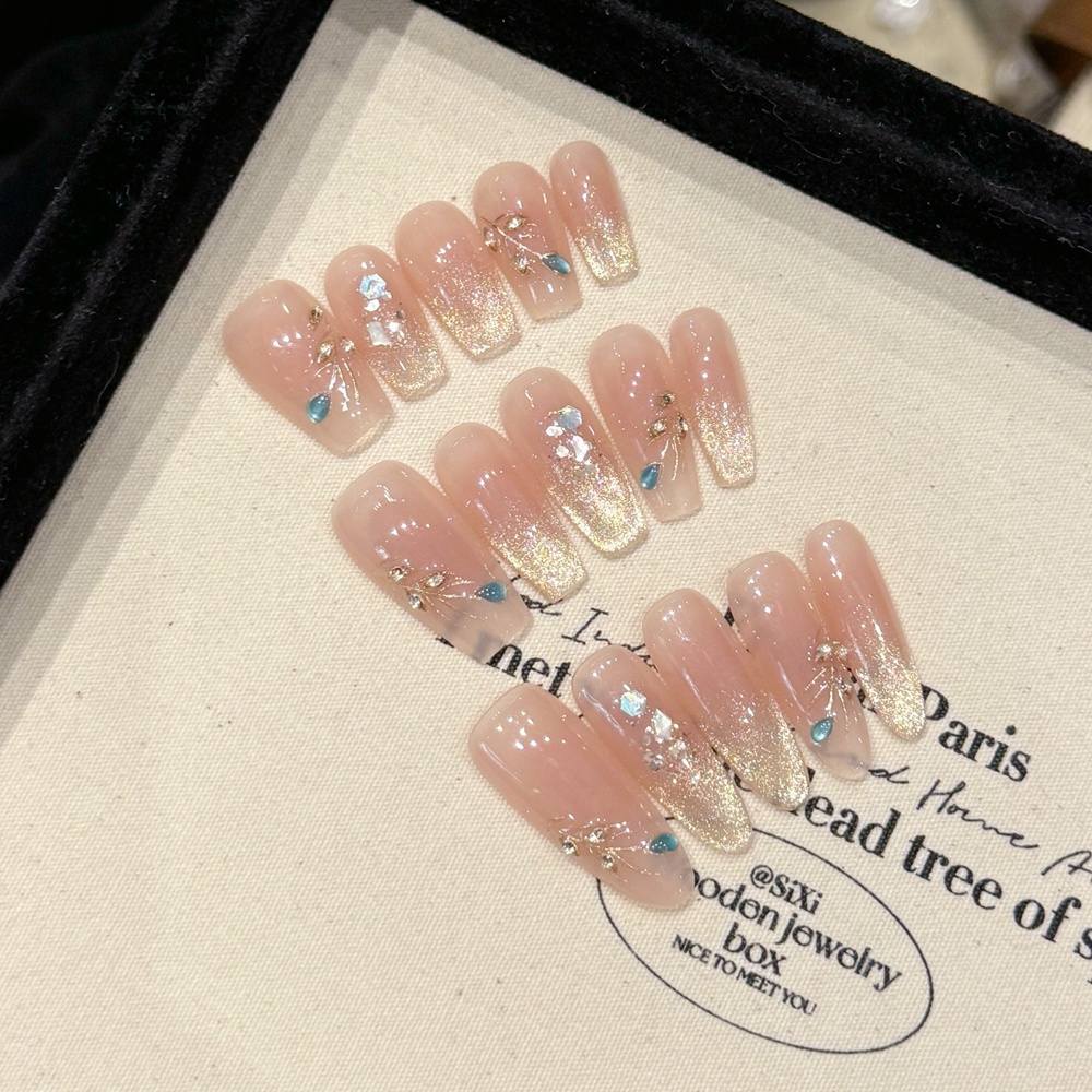 Handmade Nude Press on Nails L - огляд і ціна Nail Art Full Cat Eye