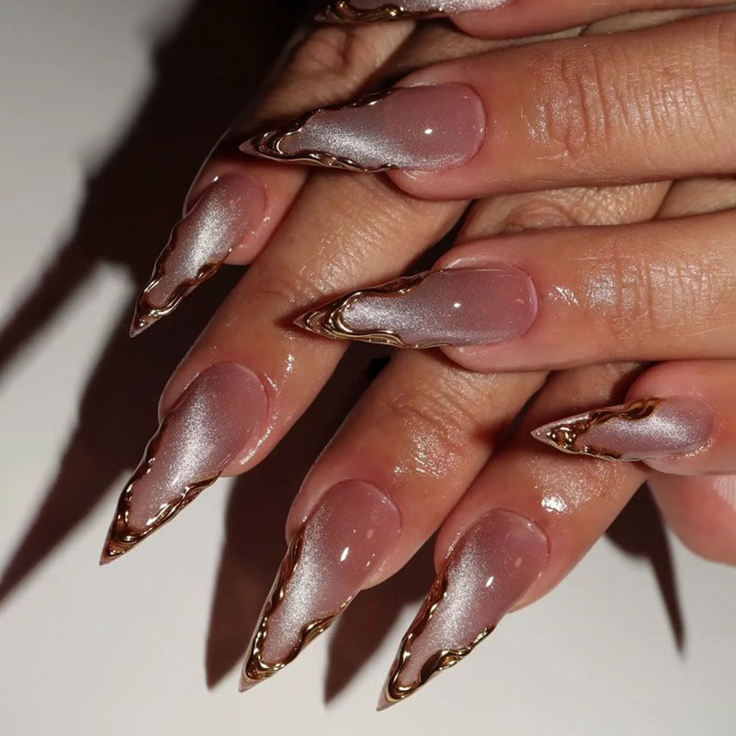 Cat Eye Almond Press on Nails  - огляд і ціна Nail Art Cat Eye Simple