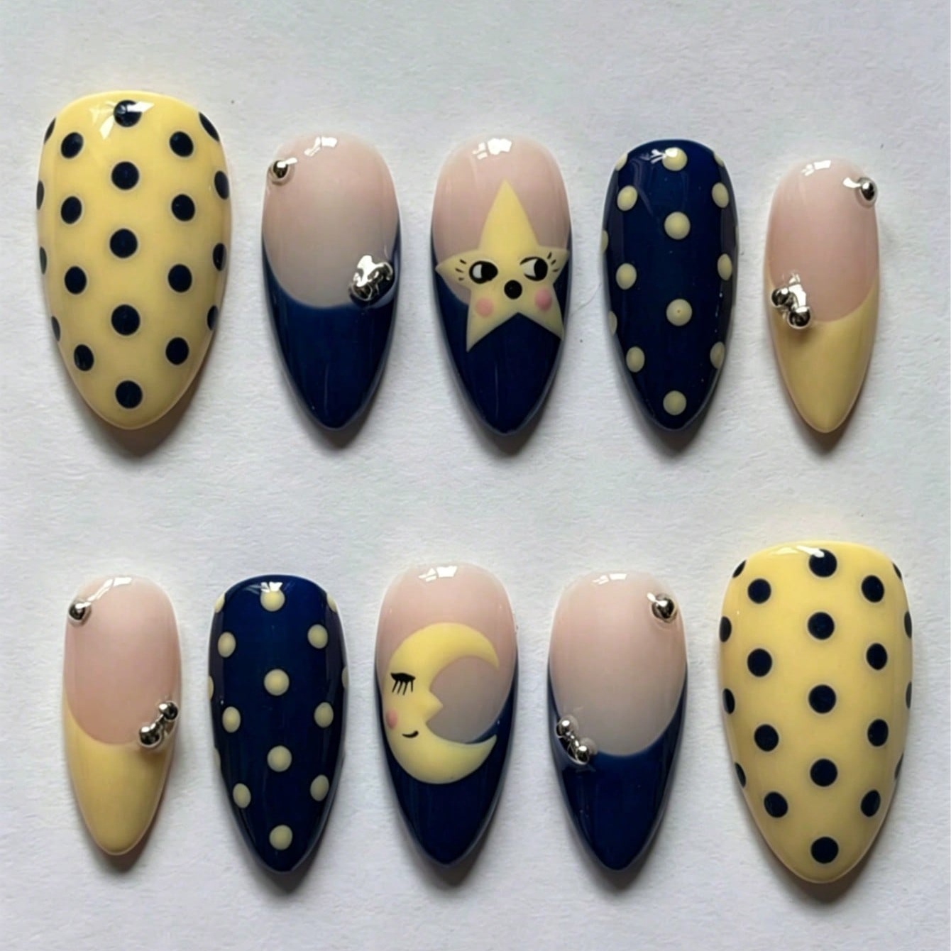 10Pcs Viral Kawaii Star Moon P - огляд і ціна Nail Art Maroon